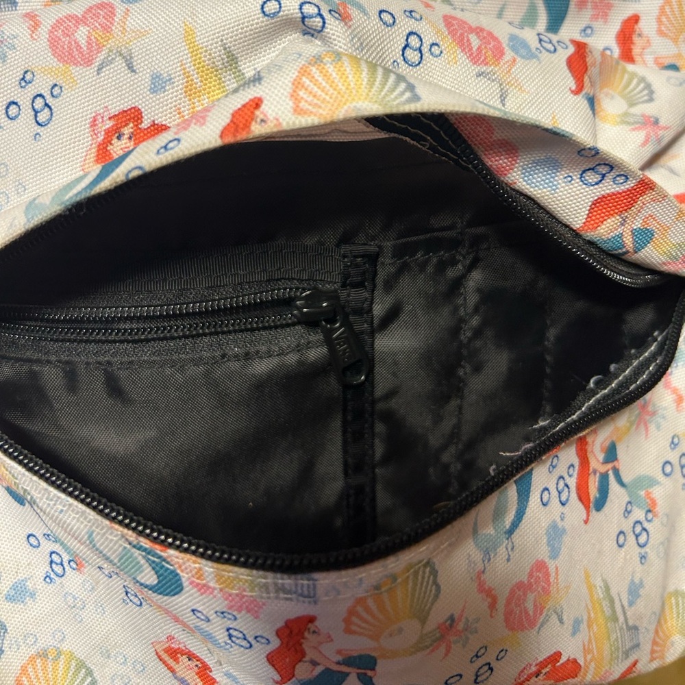 Vans Vintage Limited Edition Disney’s Little Mermaid Backpack - Picture 11 of 12